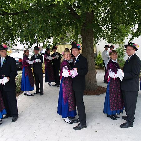 Pension Loeffler Steinbach am Wald ภายนอก รูปภาพ